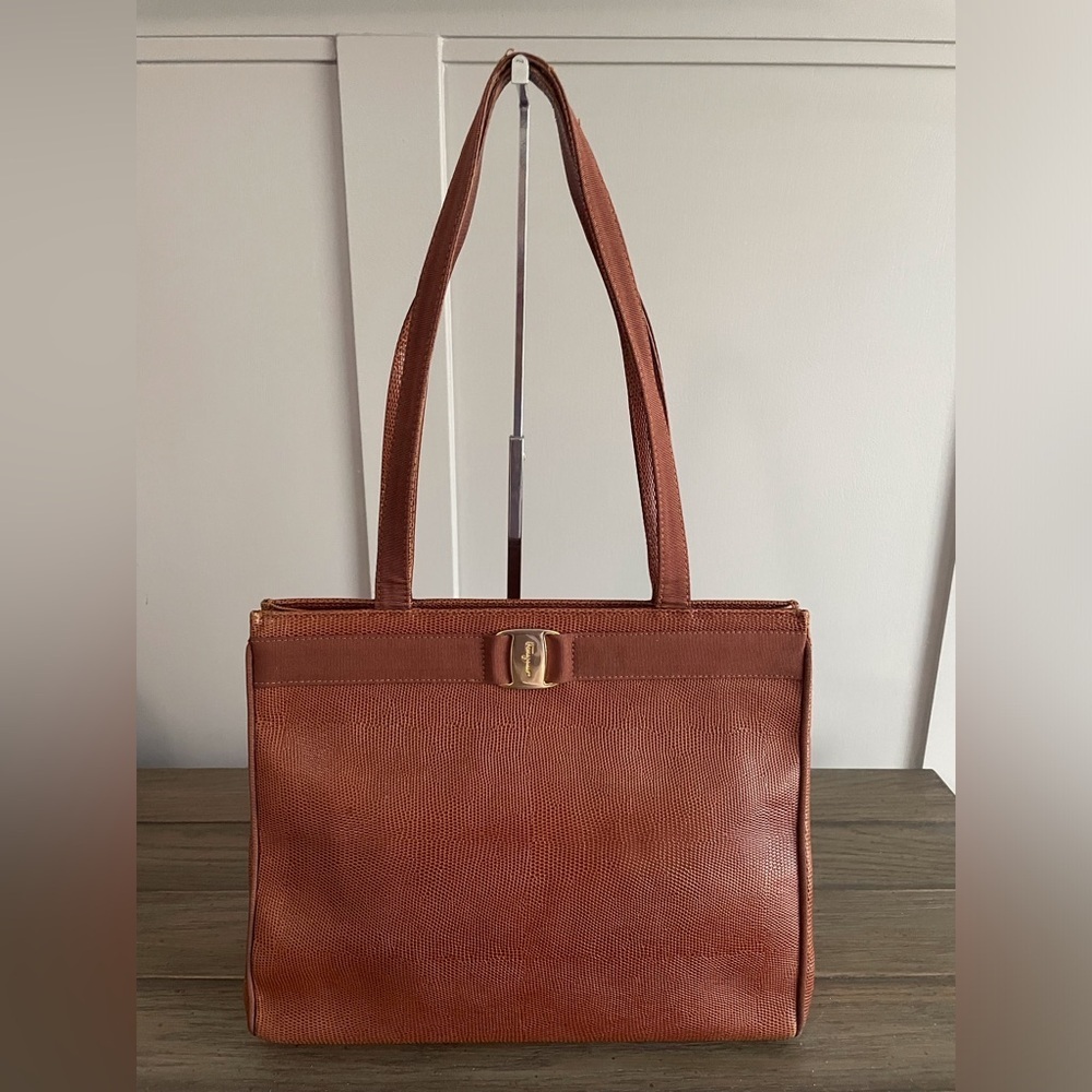 VGUC, Salvatore Ferragamo Vara, Lizard Embossed, Brown Leather Tote. Authentic
